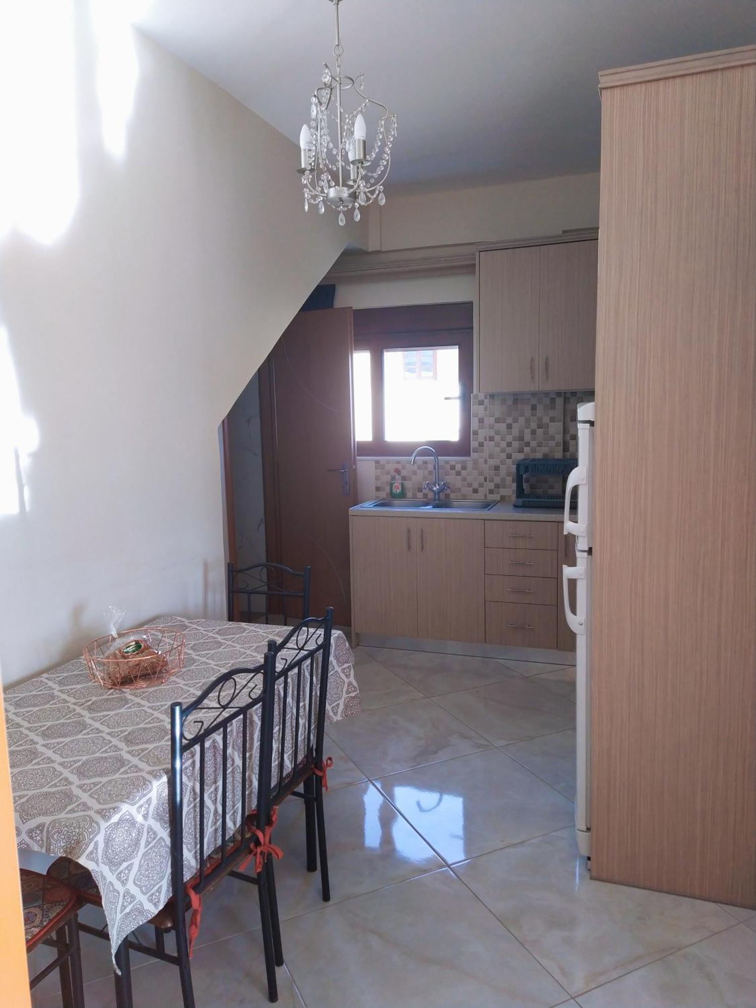 Апартаменты Eirini House Леонидион Экстерьер фото